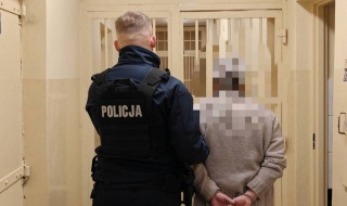 Kolekcja dziecięcej pornografii i próby kontaktu z dziewczynką ujawnione! 49-latek zatrzymany i aresztowany [Wideo, foto]