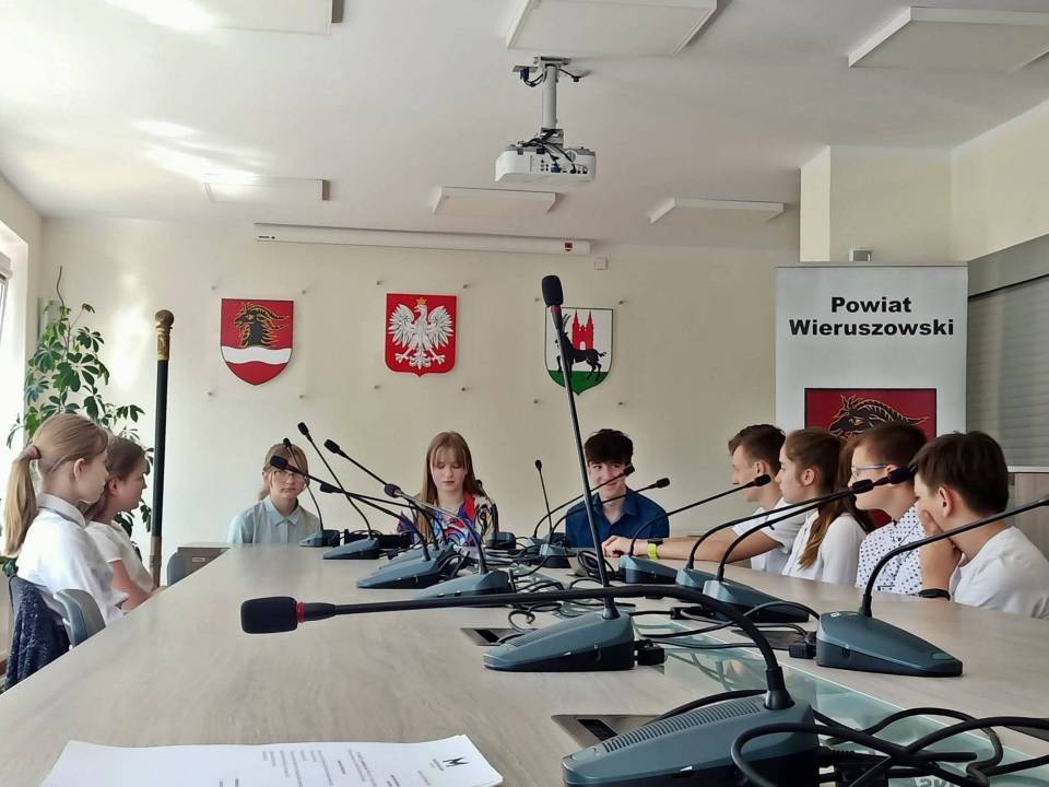 Wieruszów: Młodzieżowa Rada Miejska omówiła sprawozdanie z 2023 roku